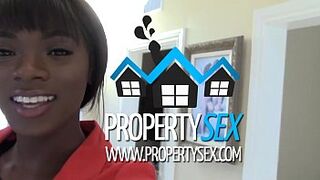 PropertySex multiracial-interracial Cute ebony real estate agent racially mixed sex act with customer