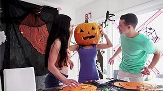 Mature Mom's Head Stucked In Halloween Pumpkin, Stepson Helps With His Enormous Penis! - Tia Cyrus, Johnny