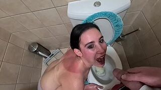 Piss slave likes getting her face and mouth covered in piss, toilet licking