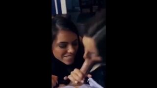 2 Babes Give Lovely Oral Sex