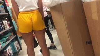 Beauty Queen Booty while Shopping