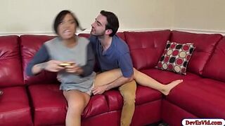 Honey Asian fucks bf and then squirts