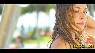 BANGBROS - Excited Babes Showering In South Beach To Rinse Off Sand