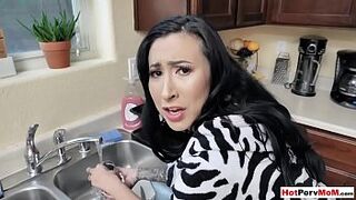 Fucking my big tits stepmother mom while she doing dishes